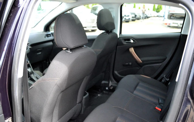 Peugeot 208 cena 26900 przebieg: 108000, rok produkcji 2014 z Sieraków małe 137